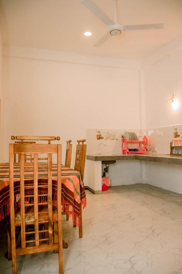 Navodya Guest Mirissa Hotel Екстериор снимка