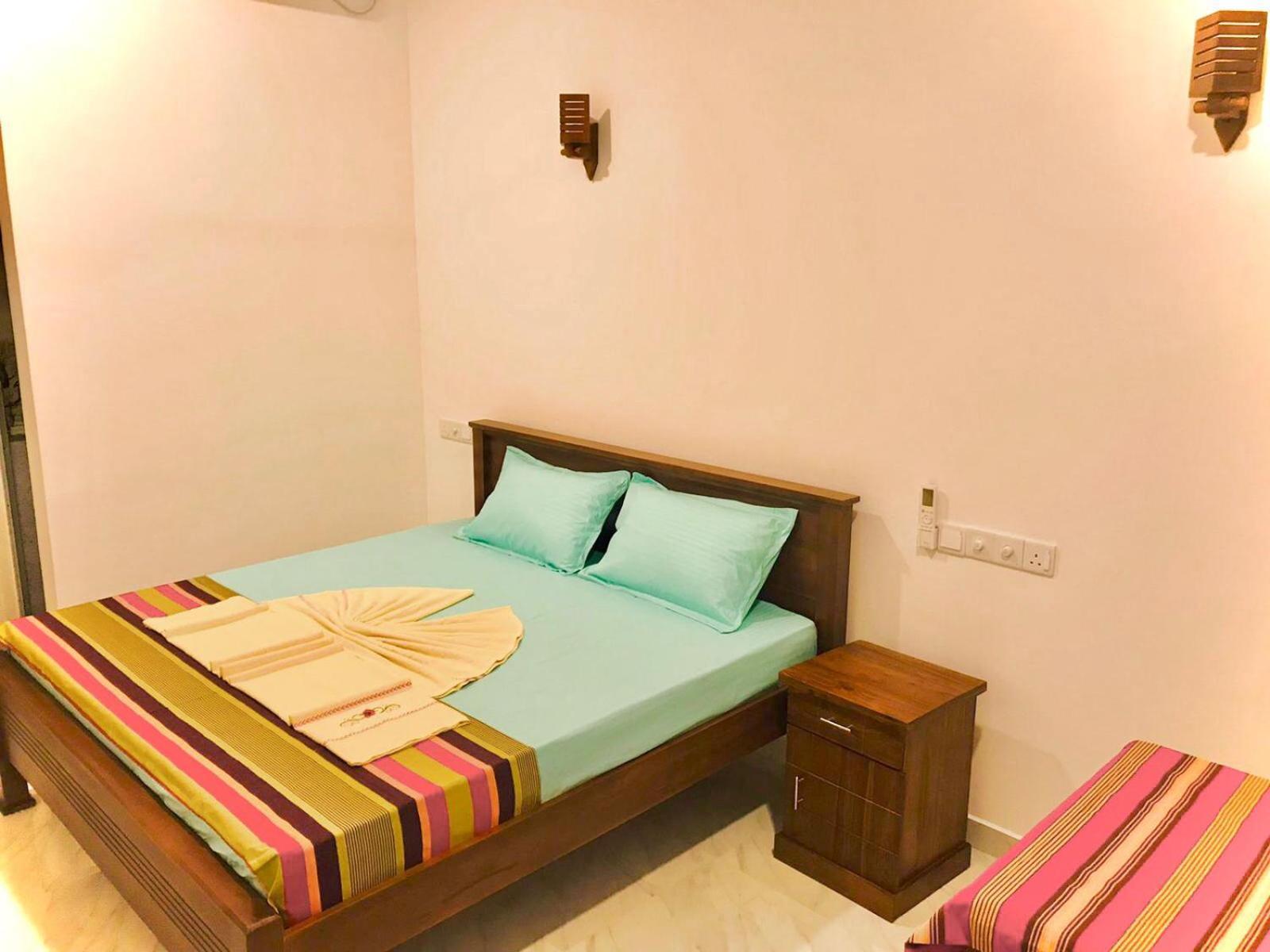 Navodya Guest Mirissa Hotel Стая снимка