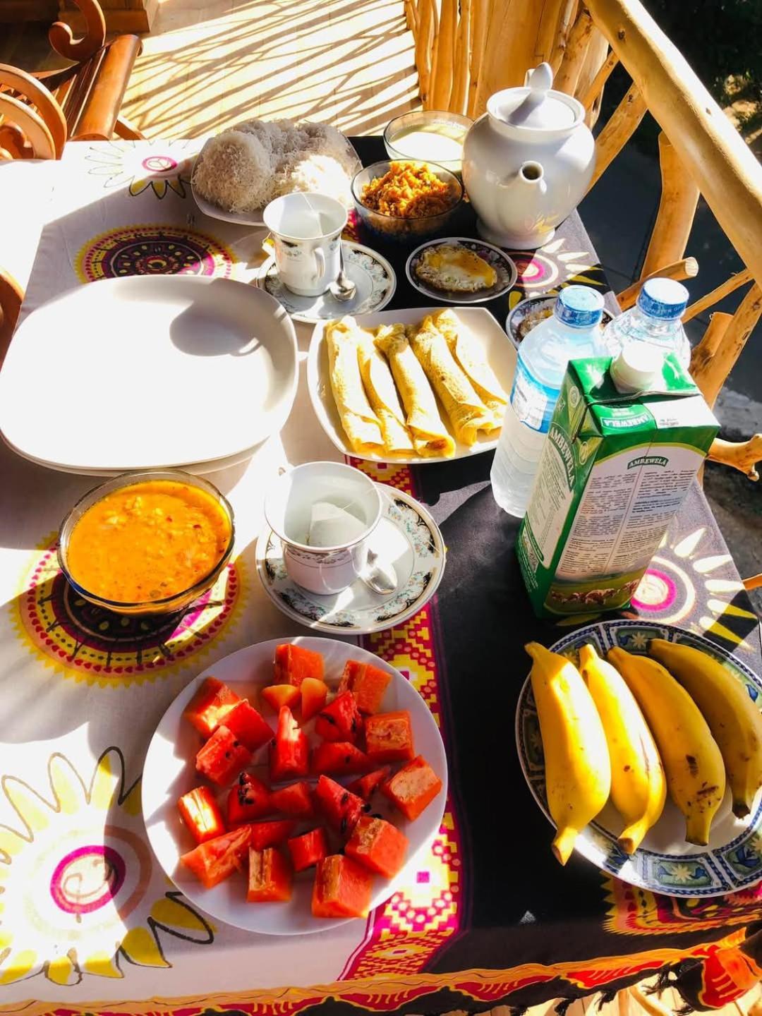 Navodya Guest Mirissa Hotel Екстериор снимка