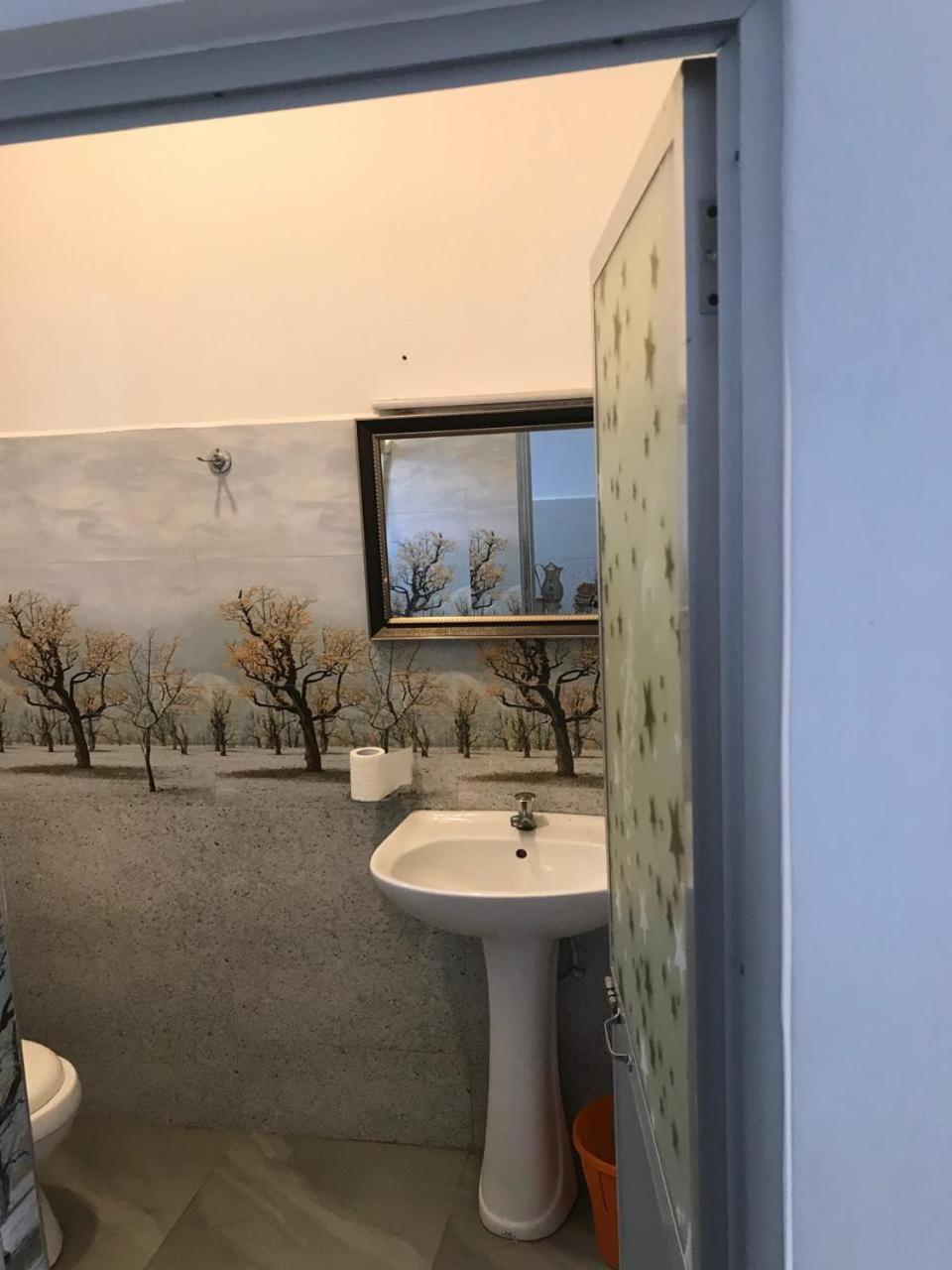 Navodya Guest Mirissa Hotel Стая снимка